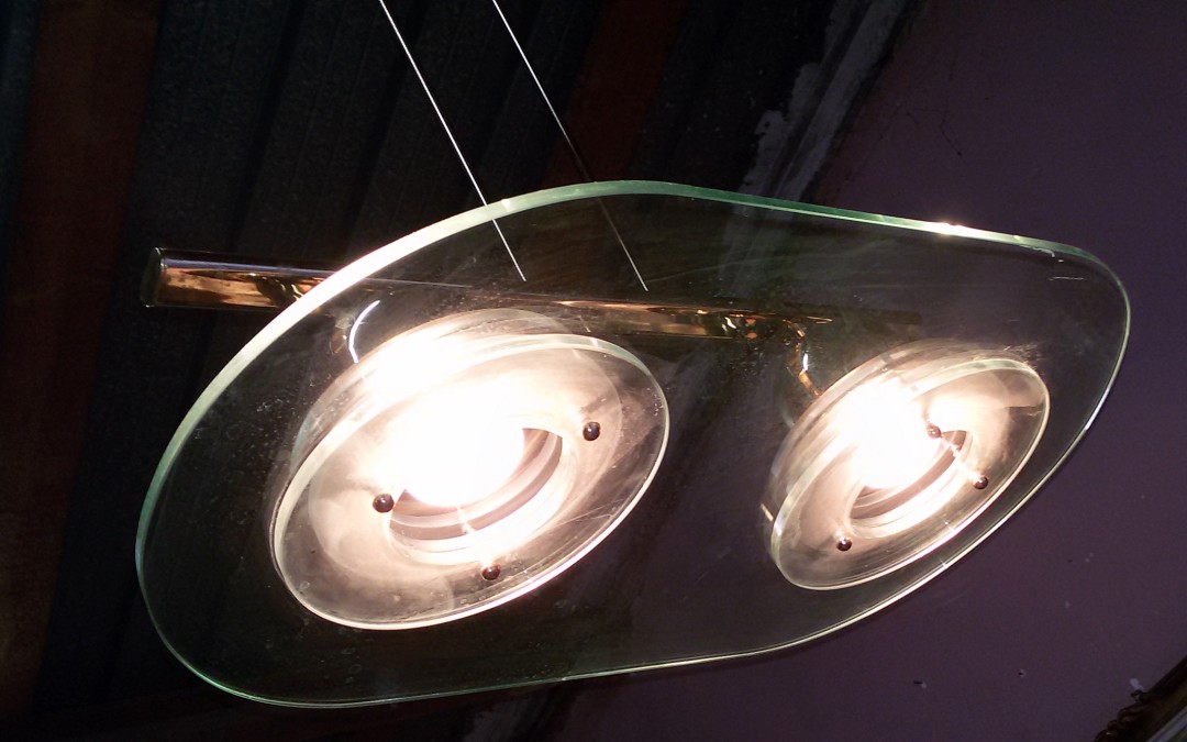 coppia lampadari in vetro con diffusori a due luci.  struttura in metallo anni 60/70
