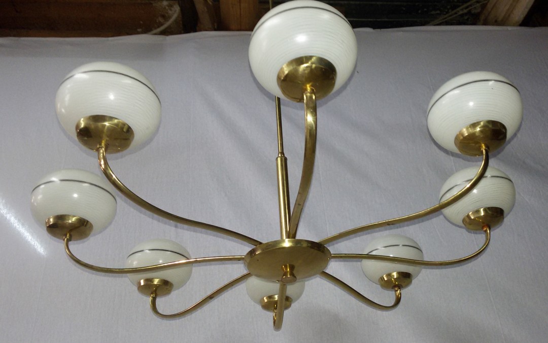 Lampadario,,chandelier, in ottone 8 luci design stilnovo modernariato anni 60