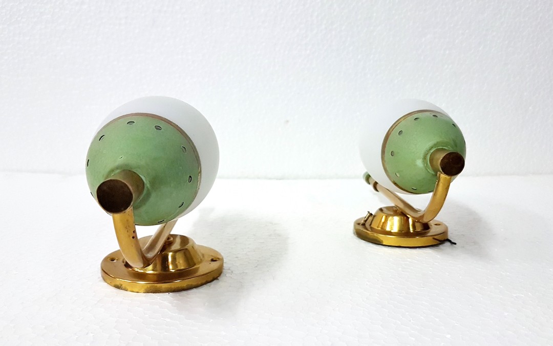 Applique lampade lamp design Stilnovo.Ottone diffusori in opalina anni 50