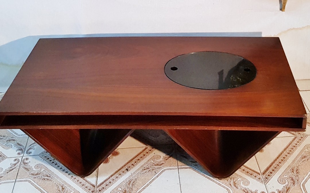 Tavolo da salotto legno curvato design Attribuito G.Frattini anni 70