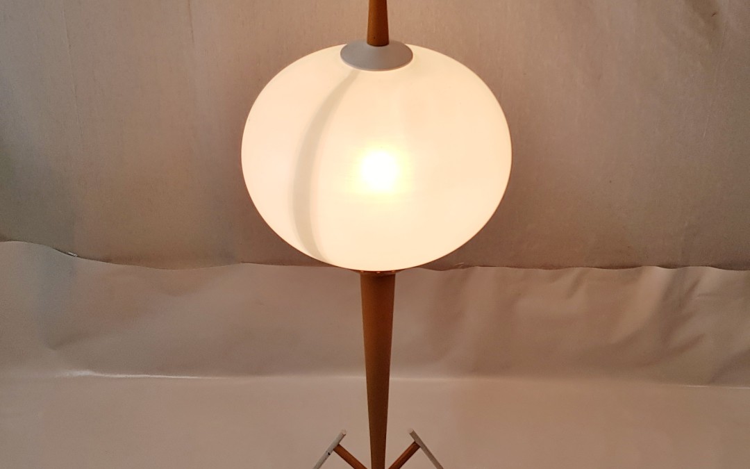 Lampada da terra rara floor lamp Tripode Stilnovo Age 1950